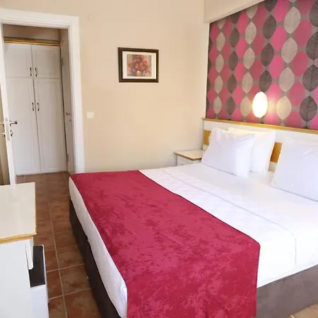 Comet Deluxe Apart Otel *