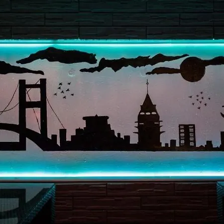 Comet Deluxe مرمريس