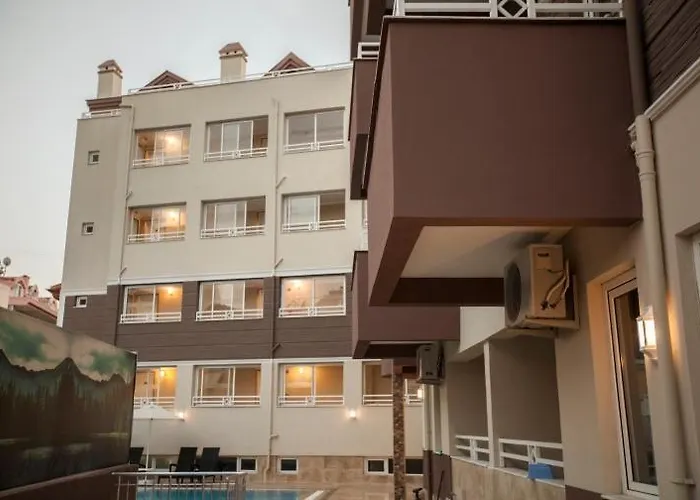 公寓式酒店 Comet Deluxe 马尔马里斯